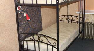 Гостиница Hostel Shpinat on Fedoseenko Street 17 Саранск Кровать в общем 6-местном номере для женщин-4